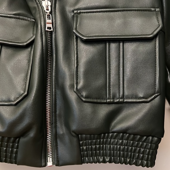 NWT Urban Outfitters faux fur hunter green flight jacket Size Small - Picture 8 of 10